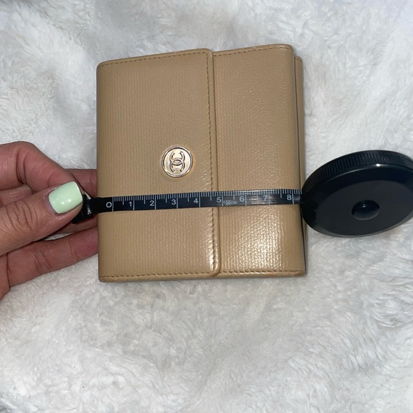 CHANEL Sevruga Compact Wallet Leather - Picture 12 of 14